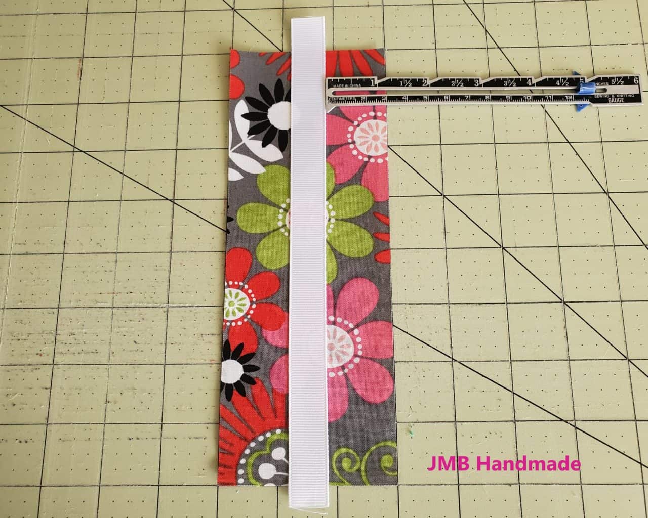 Add ribbon to the fabric bookmark