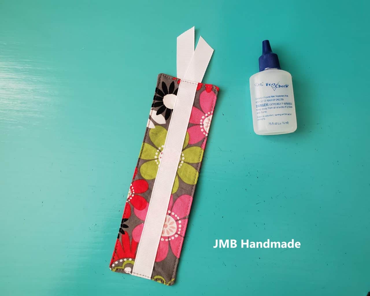 Easy Fabric Bookmark Tutorial - JMB Handmade JMB Handmade