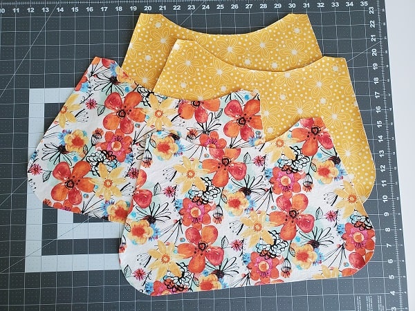 Two outer and two lining fabric pieces