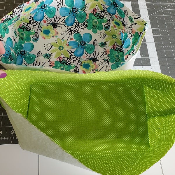 One outer basket and one lining basket after sewing