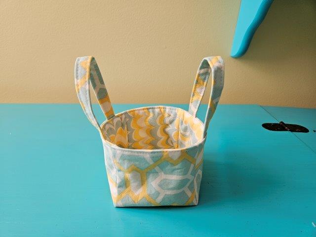 How to sew a mini fabric storage basket