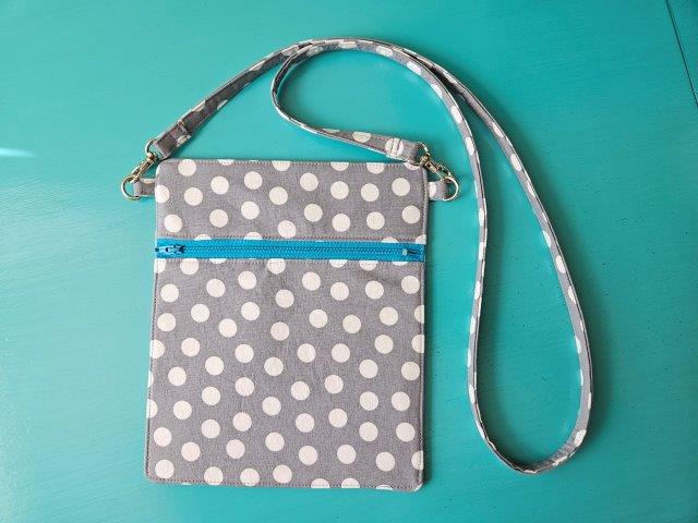 How to sew a small sling bag with zipper closure