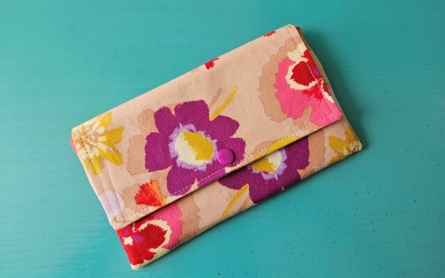 How to Sew a Fabric Wallet with Snap Closure – Sewing Tutorial