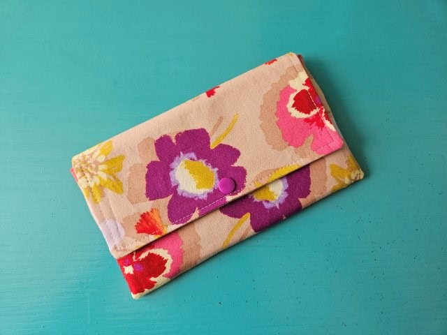 How to Sew a Fabric Wallet with Snap Closure – Sewing Tutorial