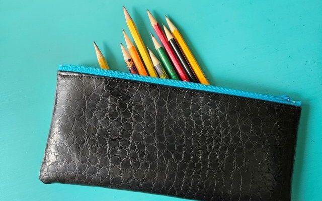 DIY Vinyl Pencil Case Zipper Pouch