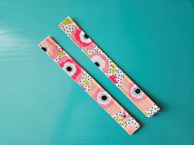 Picture of the finished straps for the laptop sleeve