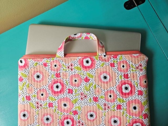 How to sew a quilted laptop case sewing tutorial