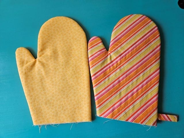 Sewn lining and outer oven mitts