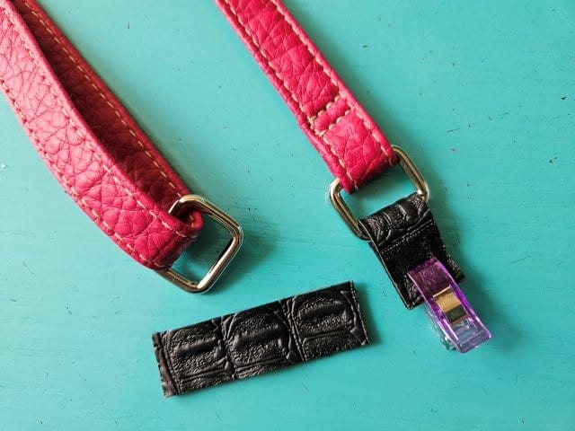 Add the short strap to the rings