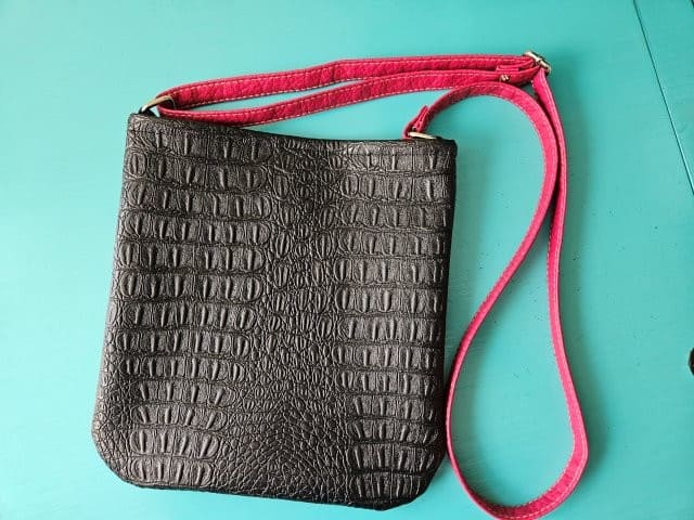 Simple Faux Leather Crossbody Bag Sewing Tutorial