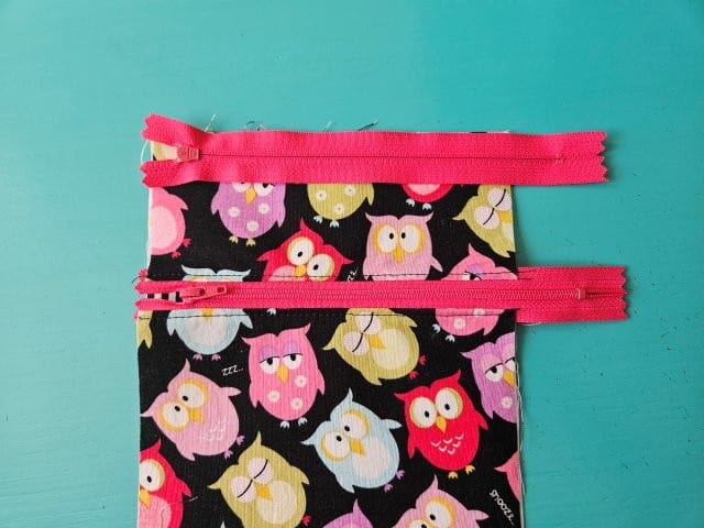 Zipper face down on outer fabric piece