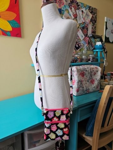 DIY cell phone crossbody purse