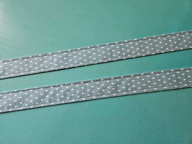 Picture of the sewn straps