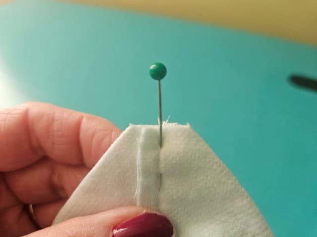 Pinch the bottom squares