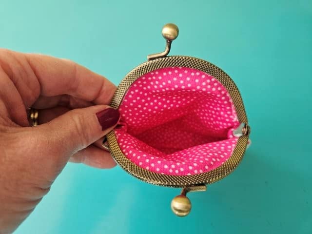 DIY metal frame coin purse