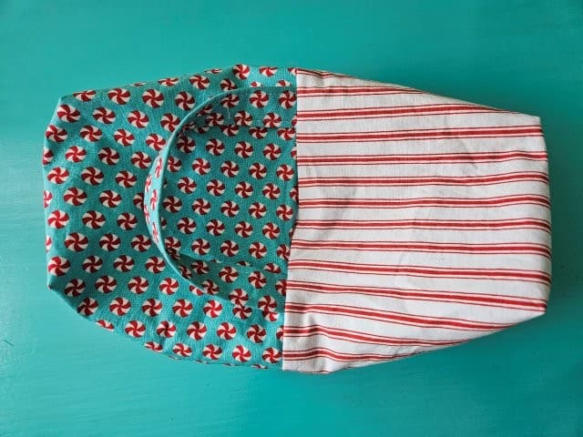 Turn the DIY mini tote bag right side out through the opening