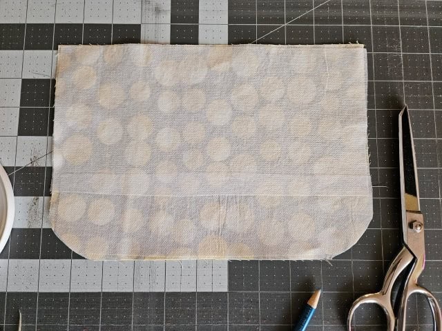 Picture of rounded corners of the flap