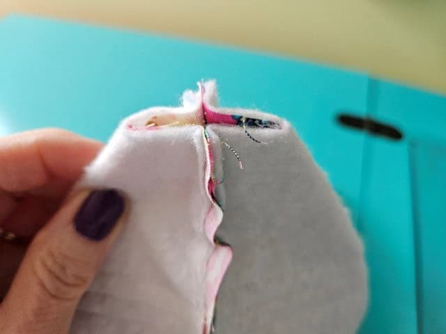 Pinch the squares together