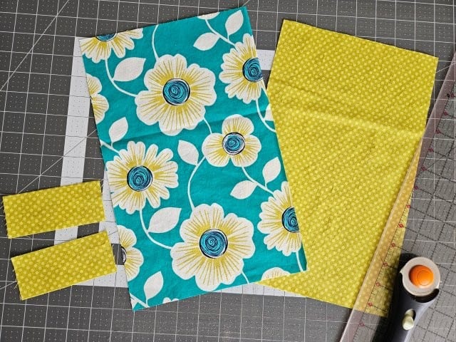 Curling iron travel case fabric pieces