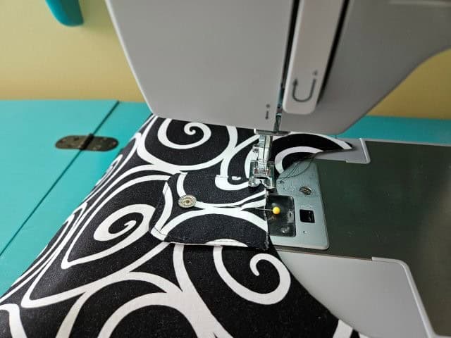 Basting the snap closure strap