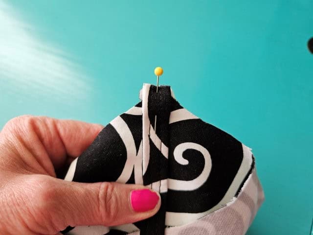 Place strap along the seam to baste