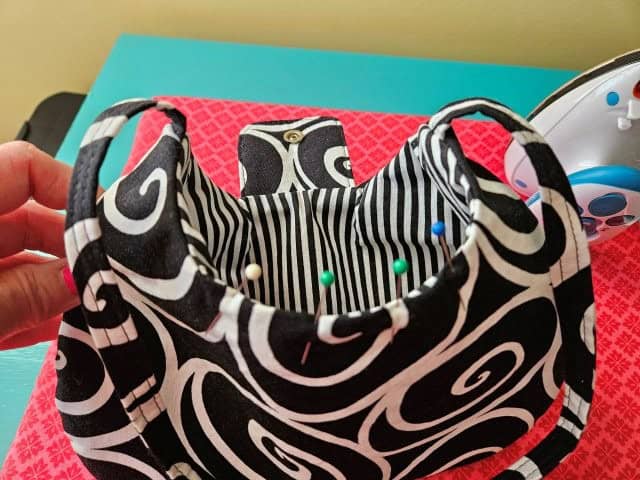 Push lining inside the outer bag