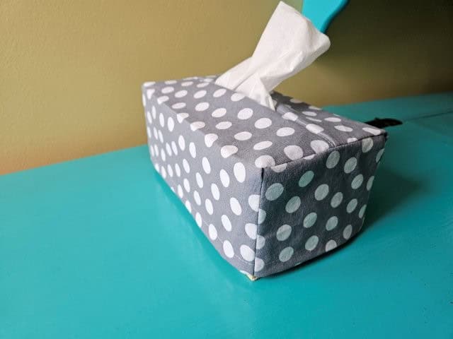 Fabric tissue box cover sewing pattern
