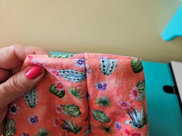 The square bottom of the bag