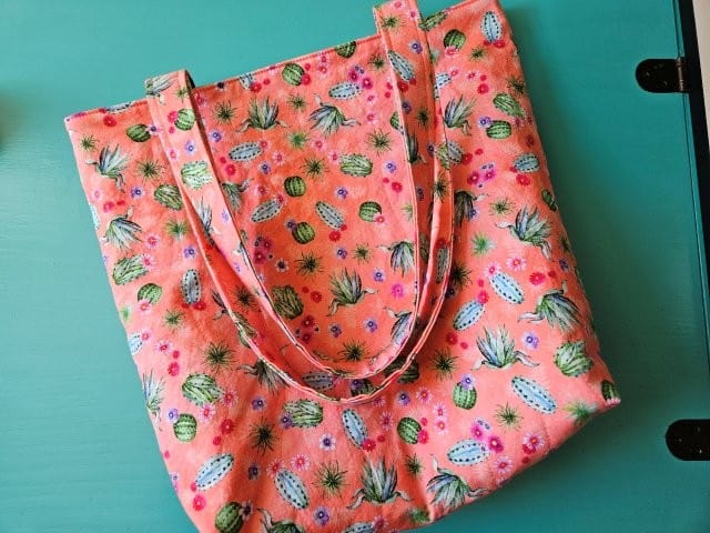 DIY quilted flat bottom tote bag