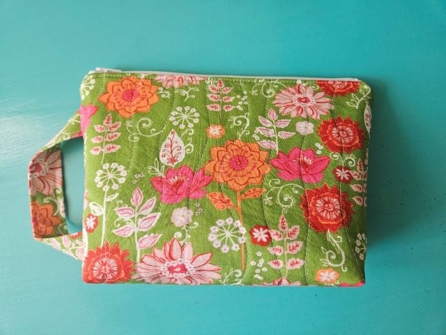 DIY quilted zipper pouch with side strap tutorial