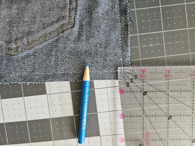 Measuring the size of the bottom squares